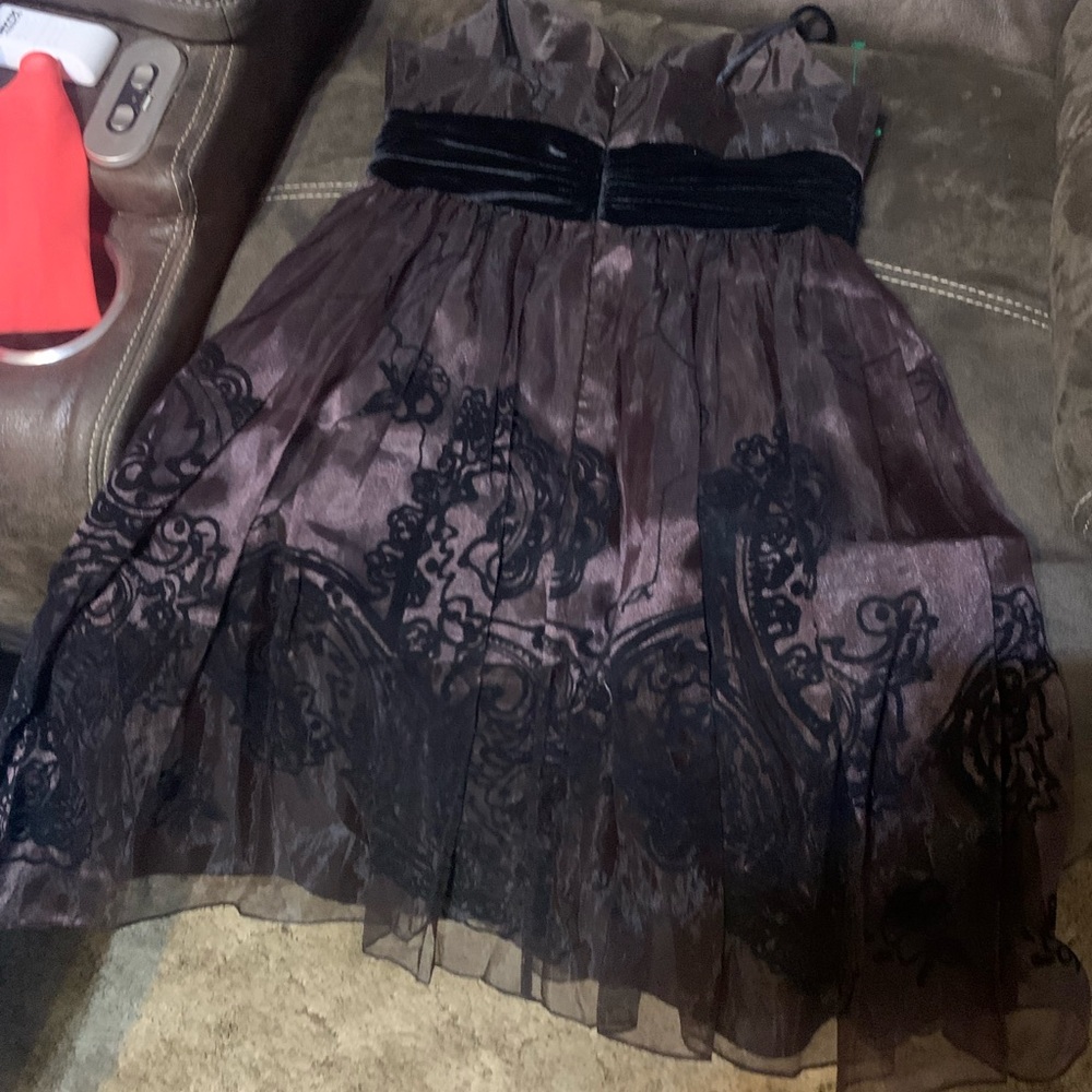 Dress - Picture 2 of 3